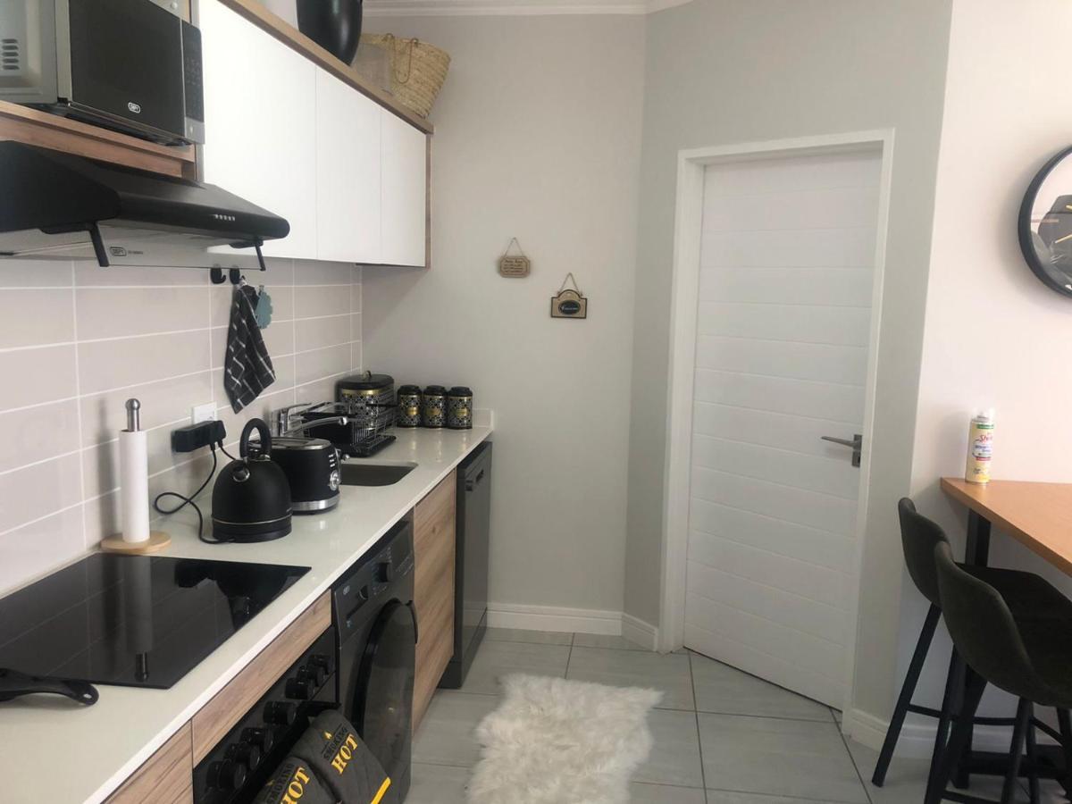 Luxurious Waterfall 1 Bedroom Condo With Free Uncapped Wifi Midrand Esterno foto