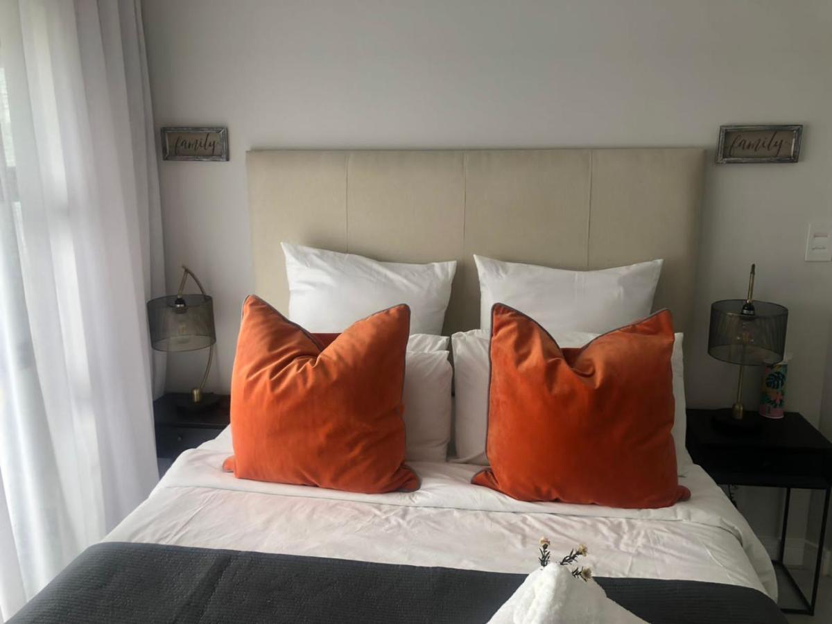 Luxurious Waterfall 1 Bedroom Condo With Free Uncapped Wifi Midrand Esterno foto