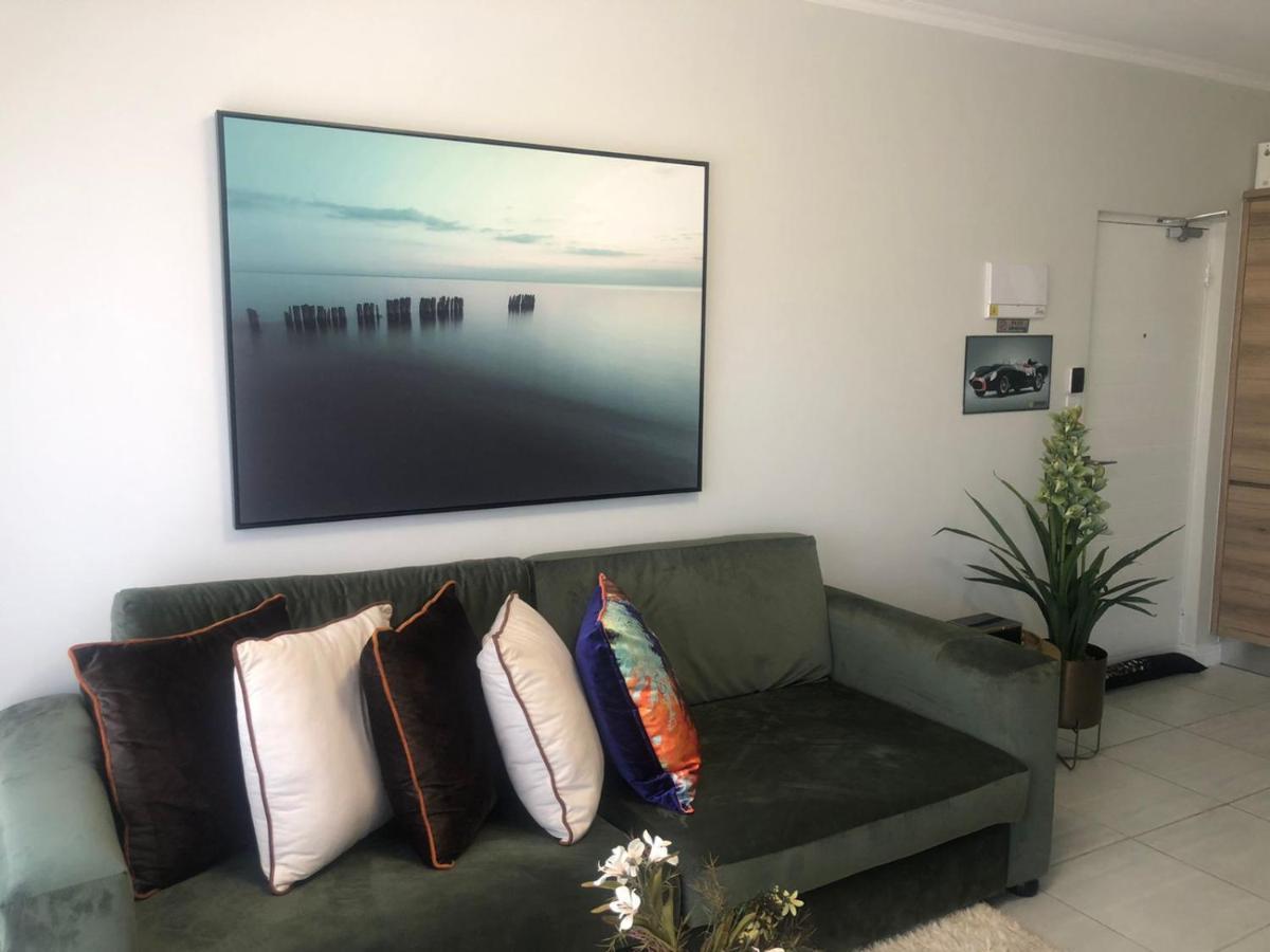 Luxurious Waterfall 1 Bedroom Condo With Free Uncapped Wifi Midrand Esterno foto